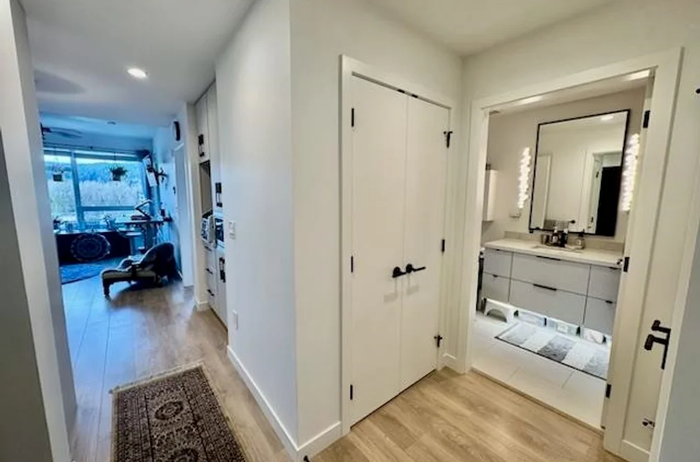 Condo for sale at 505 3018 St George Street Port Moody British Columbia - MLS: R3100773