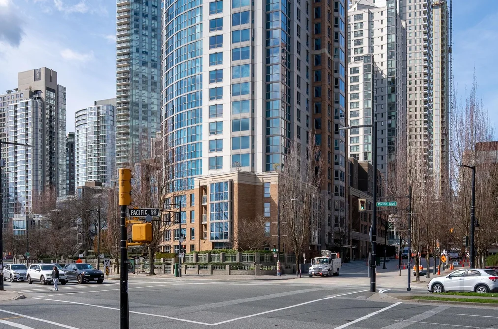 Condo for sale at 505 388 Drake Street Vancouver British Columbia - MLS: R3108977