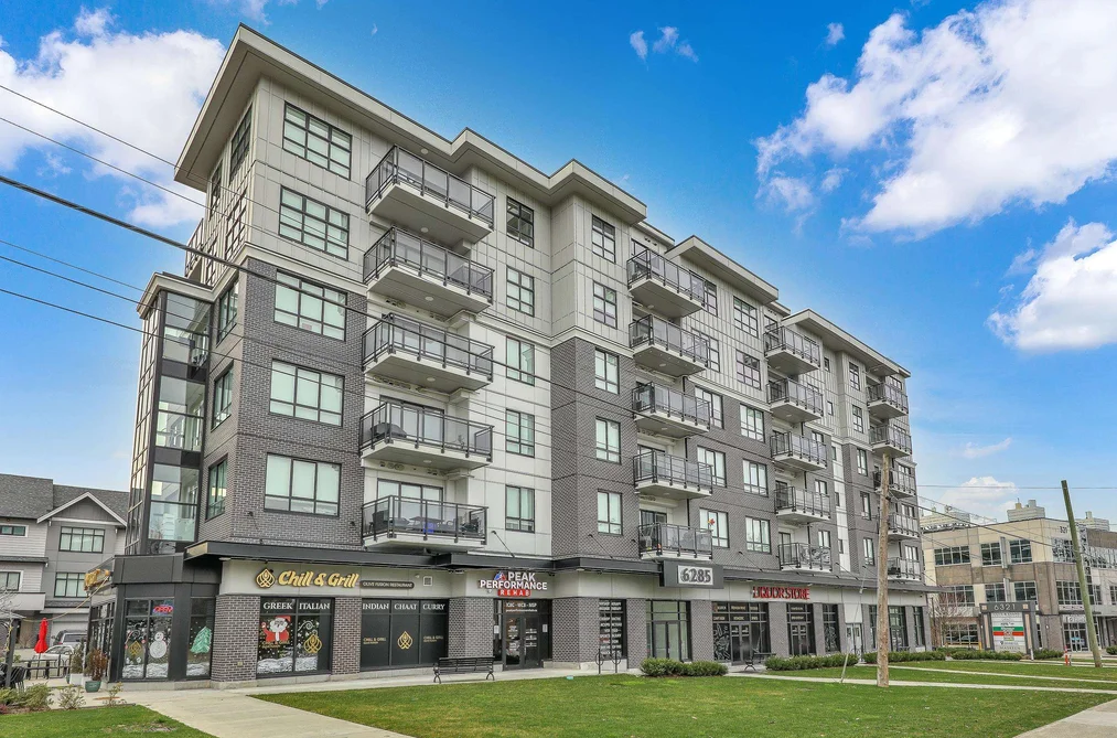 505 6285 KING GEORGE BOULEVARD, Surrey BC V3X 0L3, Surrey BC — Residential for Sale - Photo 2