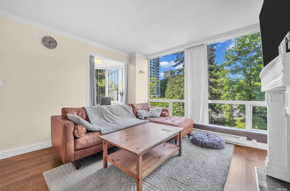 505 9633 MANCHESTER DRIVE, Burnaby BC V3N 4Y9, Burnaby BC — Residential for Sale - Photo 2