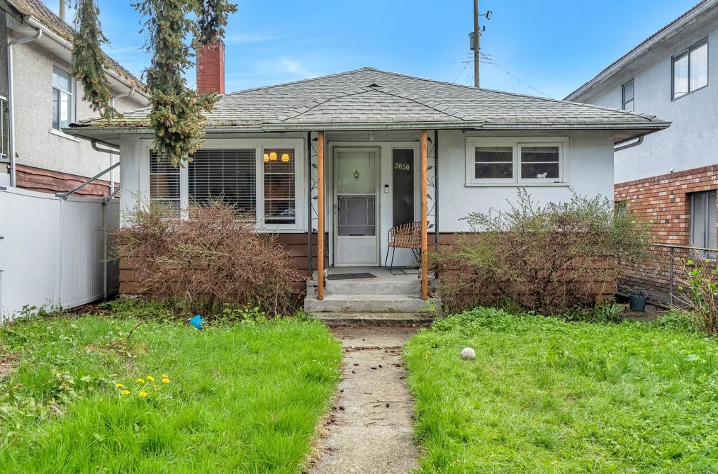 House for sale at 5050 Main Street Vancouver British Columbia - MLS: R3075422