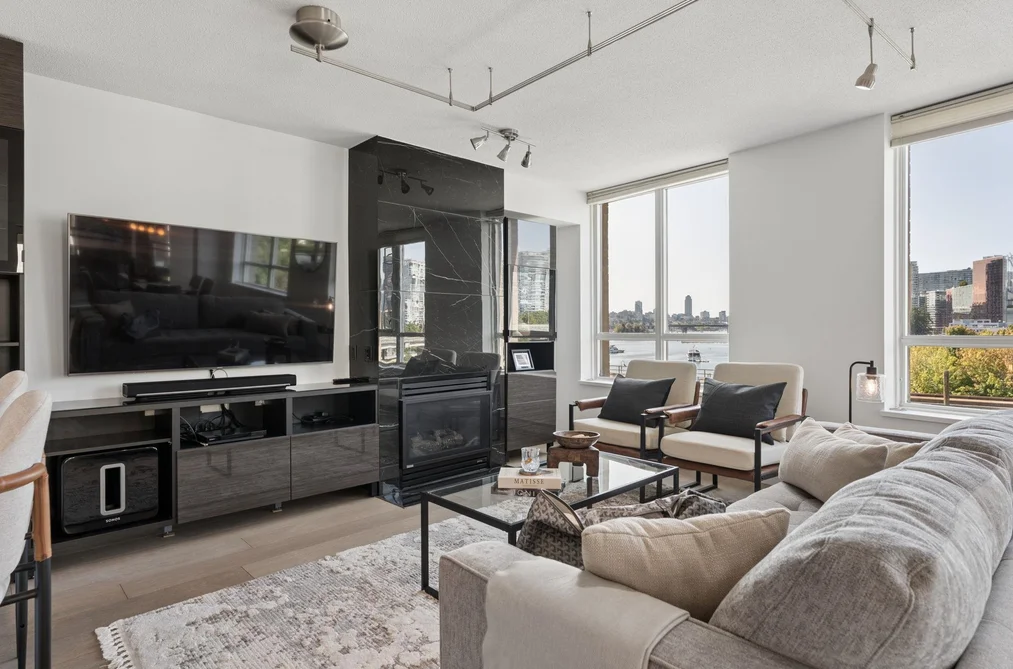 506 - 120 Milross Avenue, Vancouver, BC - MLS: R3175227 - Photo 4 506 - 120 Milross Avenue, Vancouver, BC - MLS: R3175227 - Photo 4
