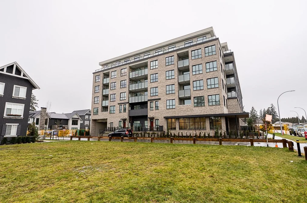 Condo for sale at 506 15738 85 Avenue Surrey British Columbia - MLS: R3051247