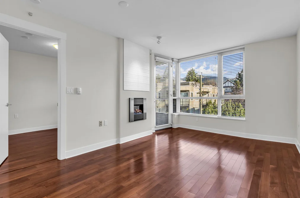 506 160 W 3RD STREET, North Vancouver BC V7M 0A9, North Vancouver BC — Residential for Sale - Photo 3