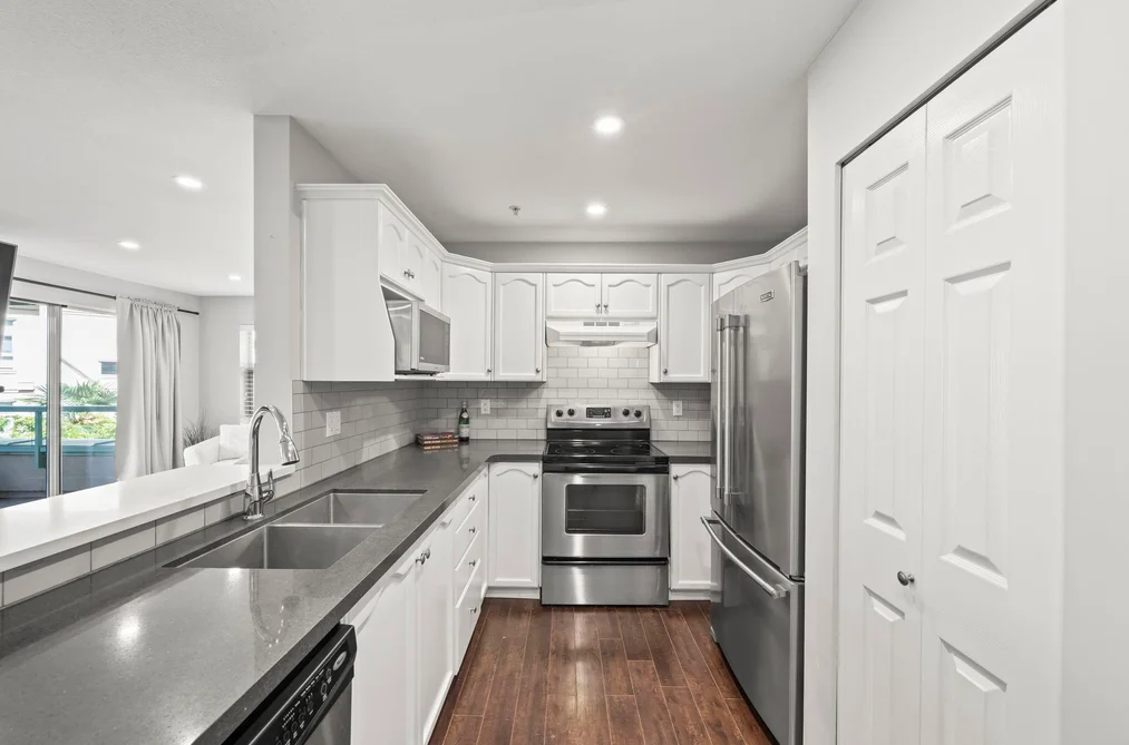 506 301 MAUDE ROAD, Port Moody BC V3H 5B1, Port Moody BC — Residential for Sale - Photo 3