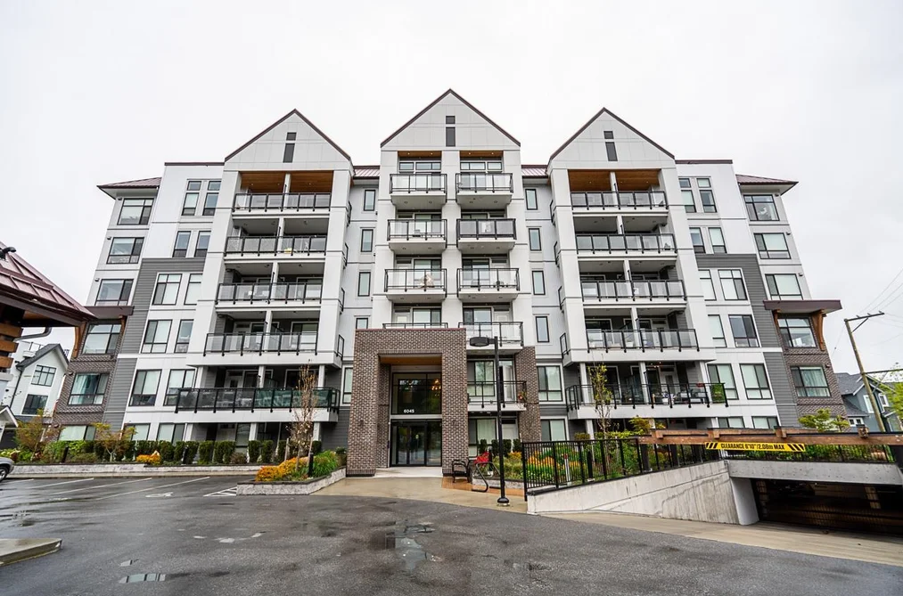 Condo for sale at 506 6045 Chilliwack River Road Chilliwack British Columbia - MLS: R3109932