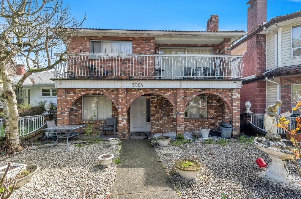House for sale at 5064 Main Street Vancouver British Columbia - MLS: R3075423