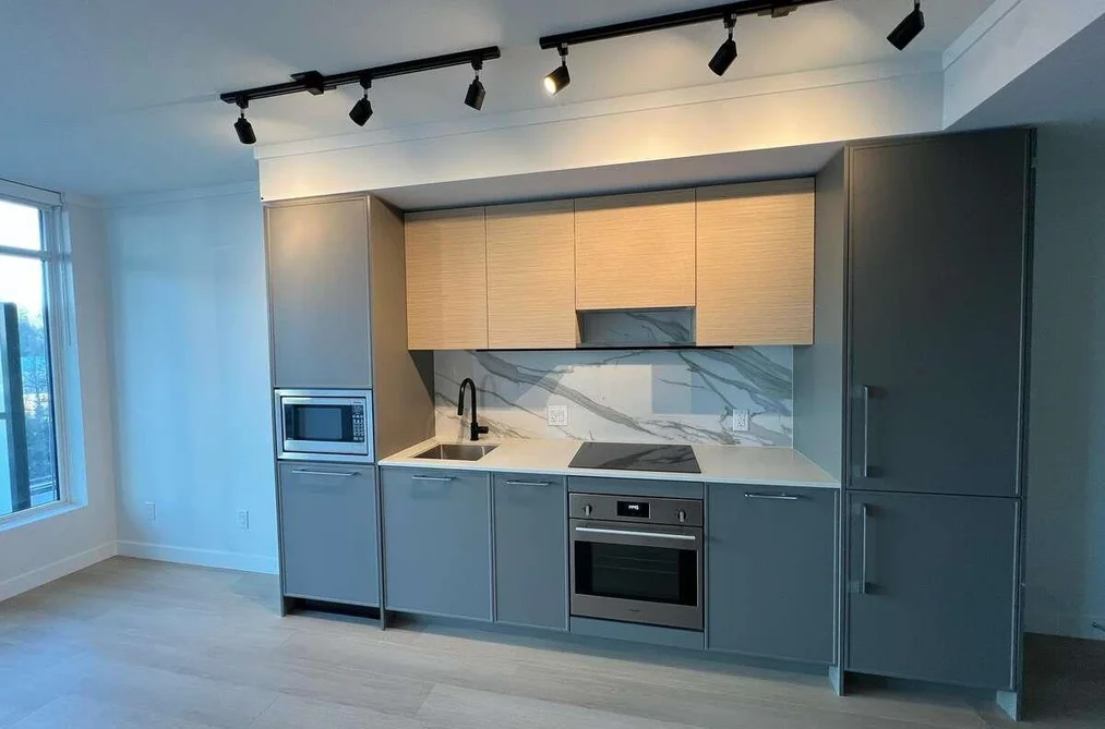 Condo for sale at 507 13725 George Junction Surrey British Columbia - MLS: R3083848