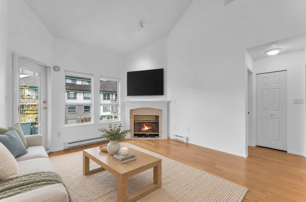 507 - 1575 Best Street, White Rock, BC - MLS: R3180078 - Photo 3 507 - 1575 Best Street, White Rock, BC - MLS: R3180078 - Photo 3
