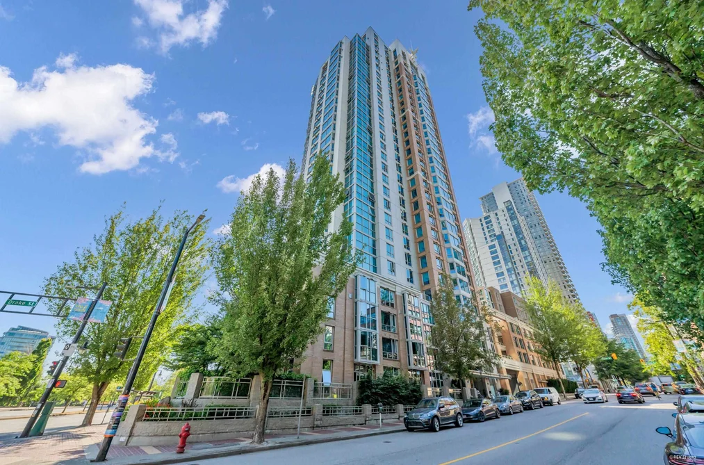Condo for sale at 507 388 Drake Street Vancouver British Columbia - MLS: R3134359