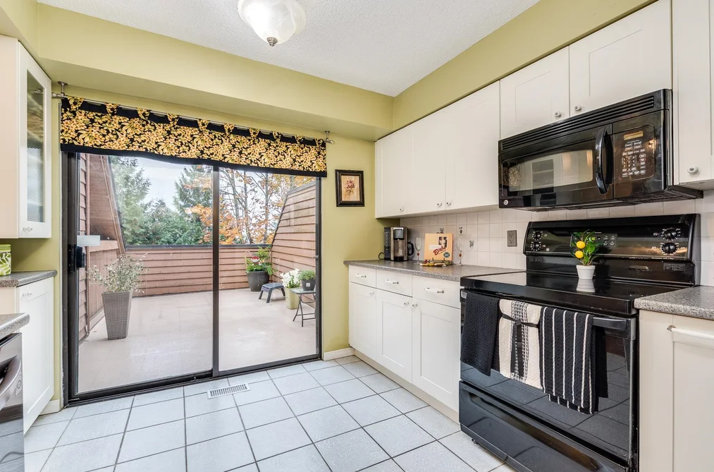 507 CAMBRIDGE WAY, Port Moody BC V3H 3V1, Port Moody BC — Residential for Sale - Photo 2