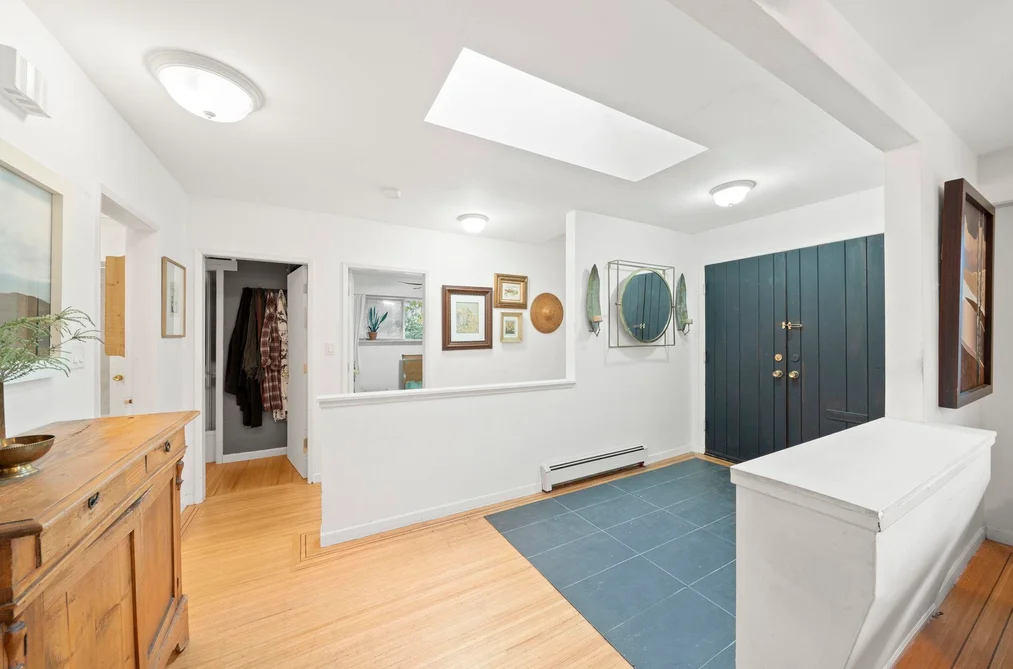 507 JEFFERSON AVENUE, Coquitlam BC V3J 3T7, Coquitlam BC — Residential for Sale - Photo 2