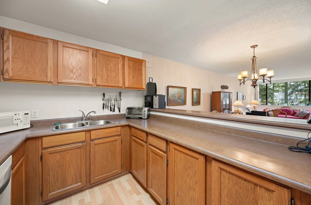 508 1442 FOSTER STREET, White Rock BC V4B 3X7, White Rock BC — Residential for Sale - Photo 4