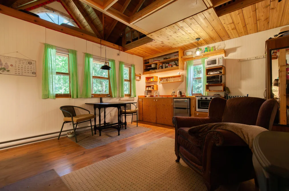 508 Aya Reach Road, Mayne Island, BC - MLS: R3133050 - Photo 12 508 Aya Reach Road, Mayne Island, BC - MLS: R3133050 - Photo 12