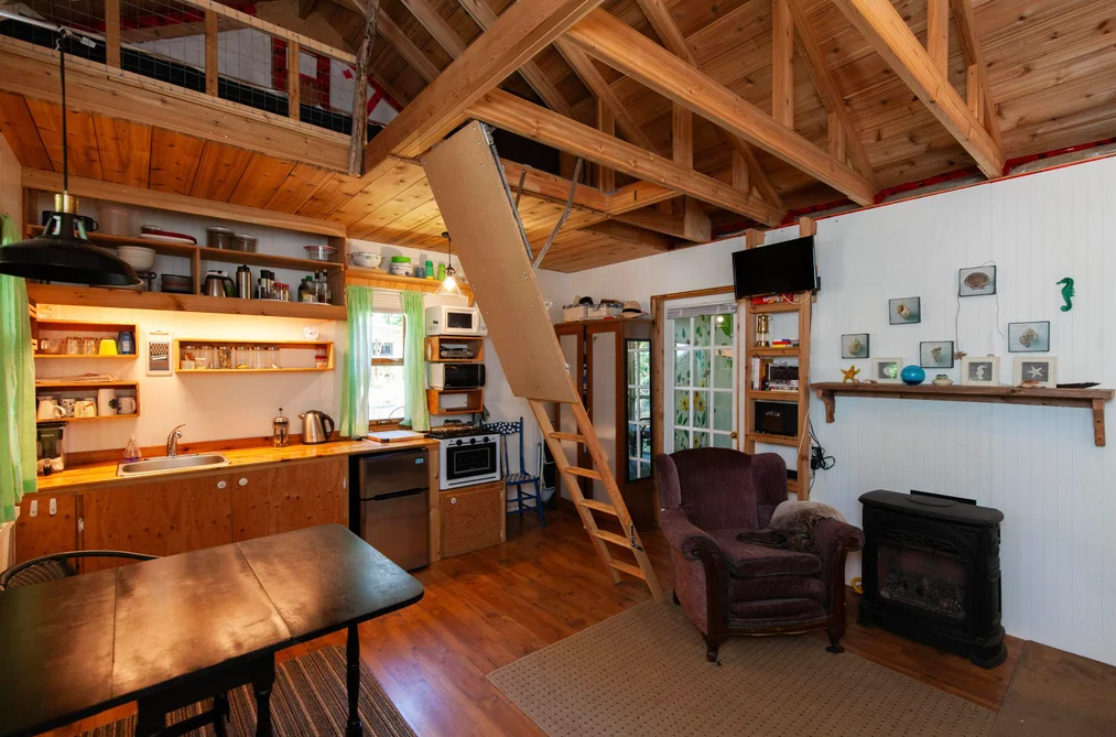 508 Aya Reach Road, Mayne Island, BC - MLS: R3133050 - Photo 15 508 Aya Reach Road, Mayne Island, BC - MLS: R3133050 - Photo 15
