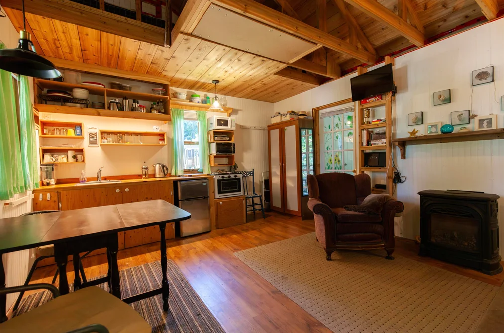 508 Aya Reach Road, Mayne Island, BC - MLS: R3133050 - Photo 6 508 Aya Reach Road, Mayne Island, BC - MLS: R3133050 - Photo 6