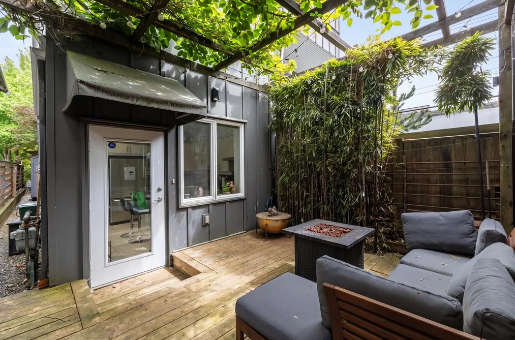 Half Duplex for sale at 508 E 7th Avenue Vancouver British Columbia - MLS: R3128293
