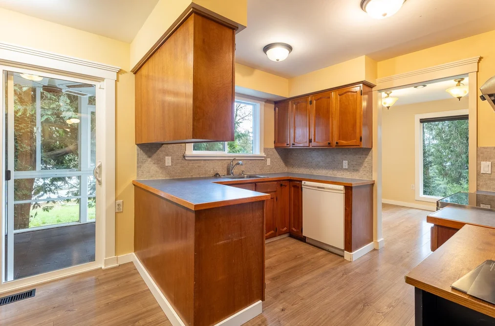 5080 SUNSHINE COAST HIGHWAY, Sechelt BC V7Z 0G6, Sechelt BC — Residential for Sale — Photo 4 of 27