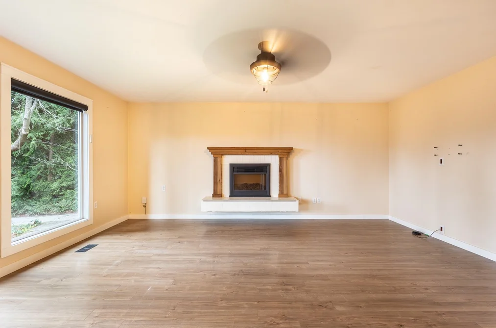 5080 SUNSHINE COAST HIGHWAY, Sechelt BC V7Z 0G6, Sechelt BC — Residential for Sale — Photo 6 of 27