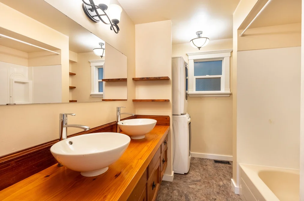 5080 SUNSHINE COAST HIGHWAY, Sechelt BC V7Z 0G6, Sechelt BC — Residential for Sale — Photo 7 of 27