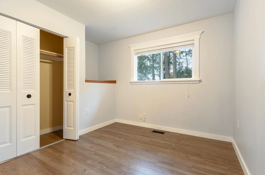 5080 SUNSHINE COAST HIGHWAY, Sechelt BC V7Z 0G6, Sechelt BC — Residential for Sale — Photo 9 of 27