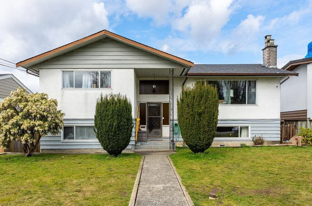 House for sale at 5085 Woodsworth Street Burnaby British Columbia - MLS: R3107001