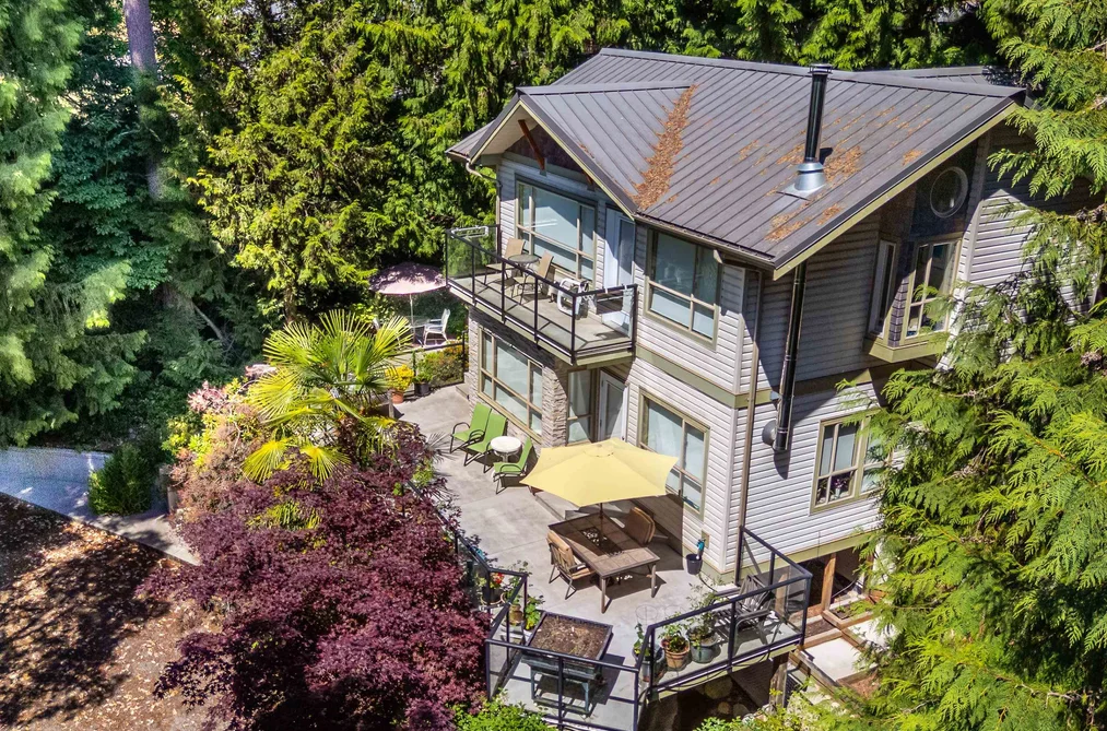 House for sale at 5088 Parkview Road Madeira Park British Columbia - MLS: R3139455