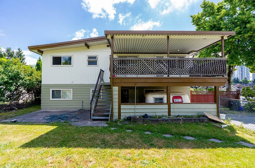 5089 INMAN AVENUE, Burnaby BC V5G 2Y7, Burnaby BC — Residential for Sale — Photo 3 of 39