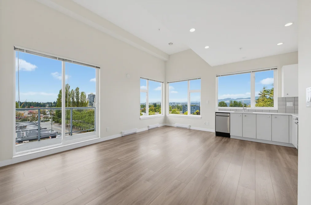 10838 Whalley Blvd Unit 509, Surrey, BC - MLS: R3172758
