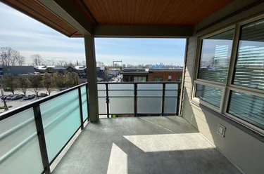 1679 Lloyd Ave Unit 509, North Vancouver, BC - MLS: R3175963