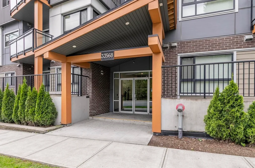 Condo for sale at 509 33568 George Ferguson Way Abbotsford British Columbia - MLS: R3003008