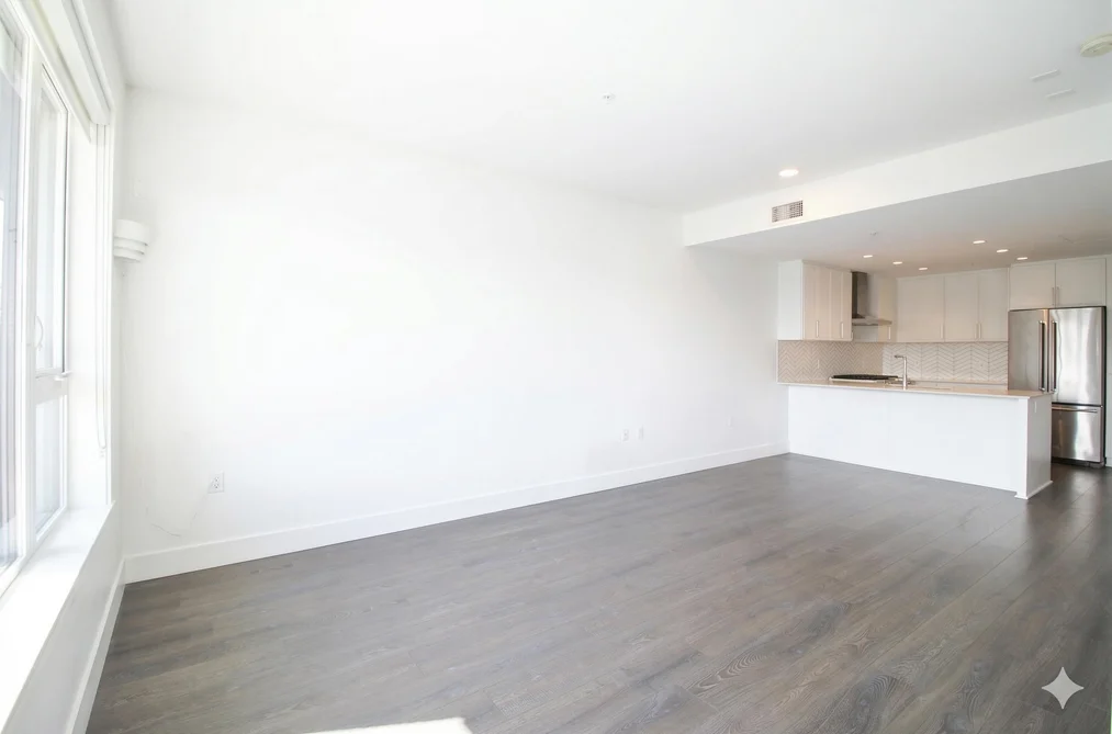 509 4477 HASTINGS STREET, Burnaby BC V5C 0L6, Burnaby BC — Residential for Sale - Photo 2