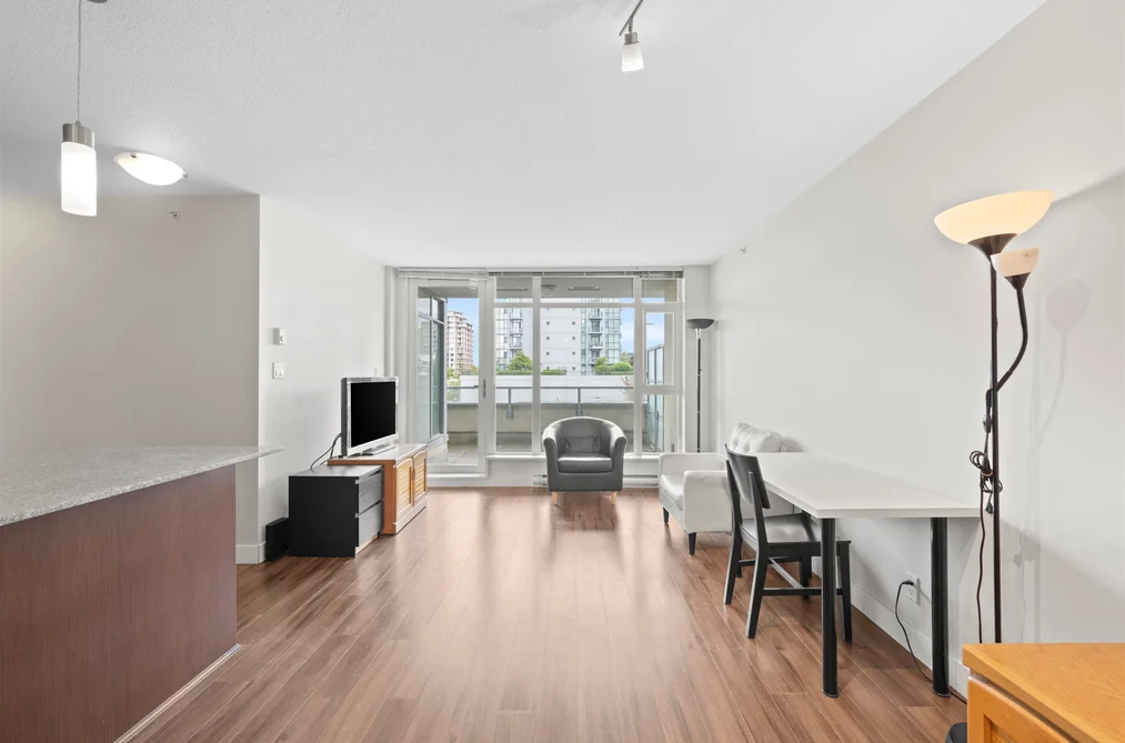 509 8068 WESTMINSTER HIGHWAY, Richmond, BC — Residential for Sale — Photo 10 of 18