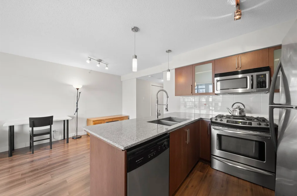 509 8068 WESTMINSTER HIGHWAY, Richmond, BC — Residential for Sale — Photo 12 of 18