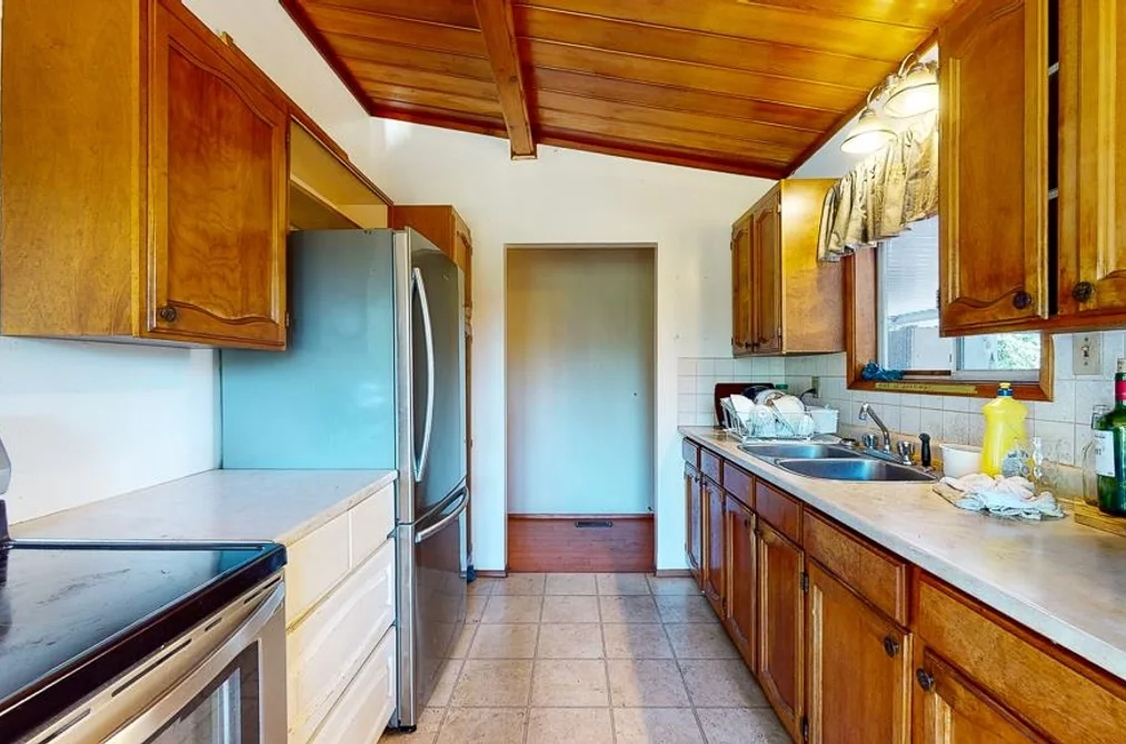 5092 JOHNSTONE ROAD, Madeira Park BC V0N 2H0, Madeira Park BC — Residential for Sale - Photo 5