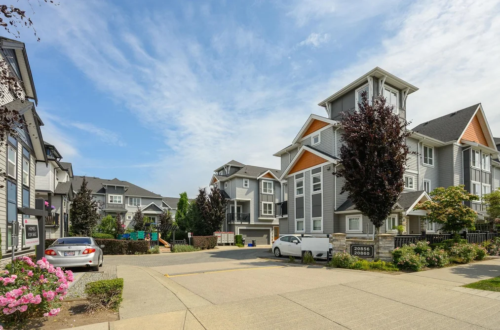 51 20860 76 AVENUE, Langley BC V2Y 0S8, Langley BC — Residential for Sale - Photo 2
