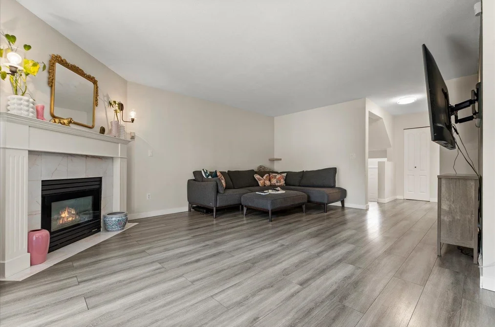 51 32339 7 AVENUE, Mission BC V2V 6T7, Mission BC — Residential for Sale — Photo 7 of 36