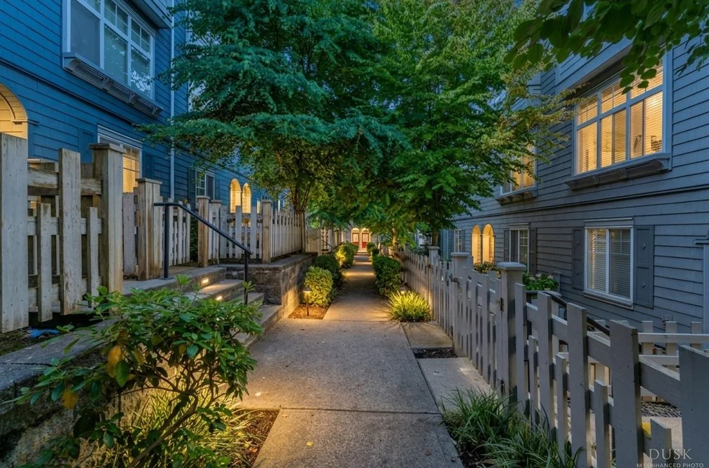 Townhouse for sale at 51 5858 142 Street Surrey British Columbia - MLS: R3159043