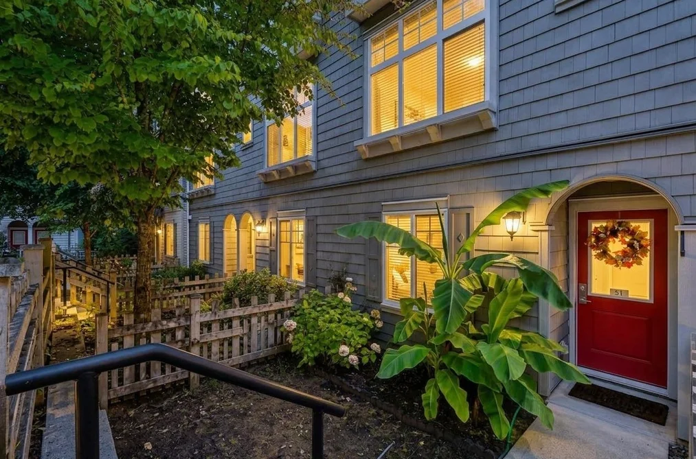 Townhouse for sale at 51 5858 142 Street Surrey British Columbia - MLS: R3159043