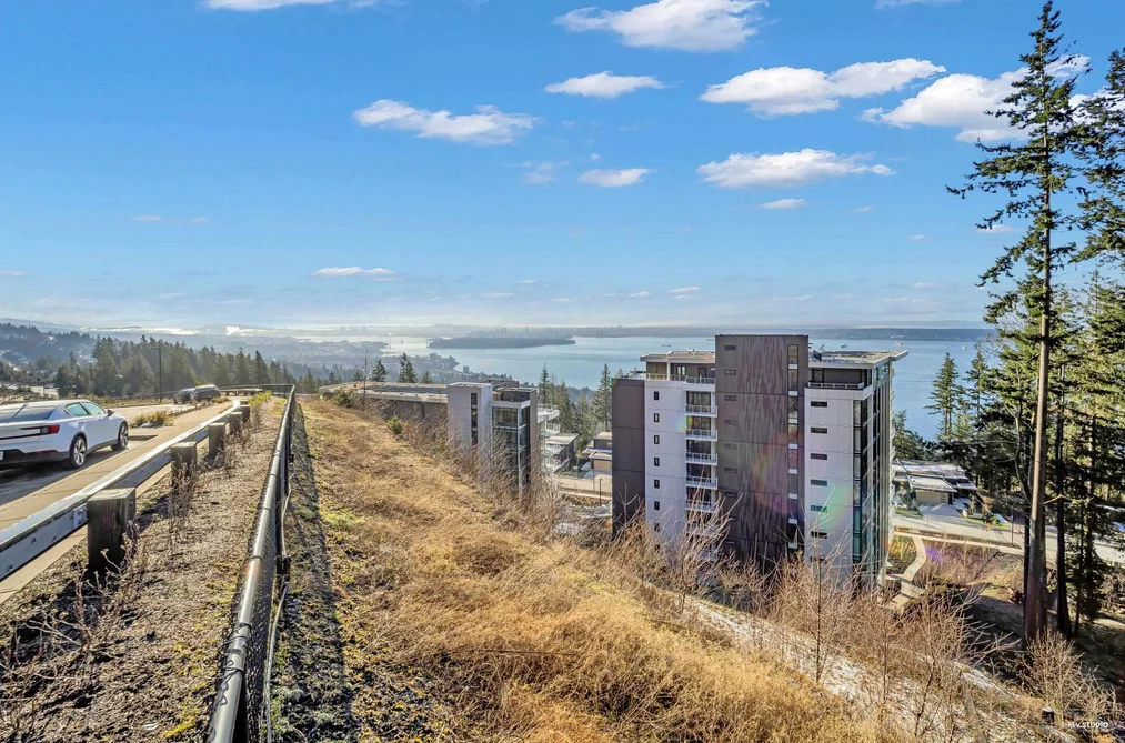 510 3963 UPLANDS WAY, West Vancouver BC V7S 0B7, West Vancouver BC — Residential for Sale - Photo 3