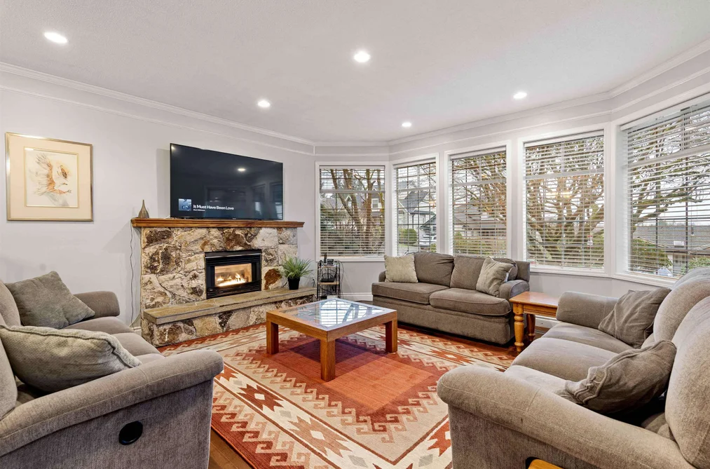 5102 219A STREET, Langley BC V3A 8P8, Langley BC — Residential for Sale - Photo 2