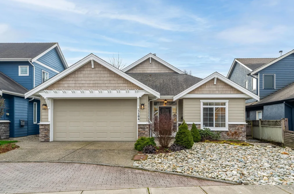 House for sale at 5104 44b Avenue Delta British Columbia - MLS: R3112313