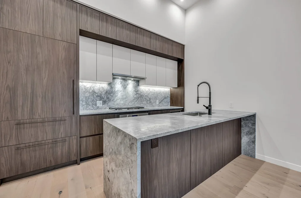 5105 2186 GILMORE AVENUE, Burnaby BC V5C 0N7, Burnaby BC — Residential for Sale - Photo 2