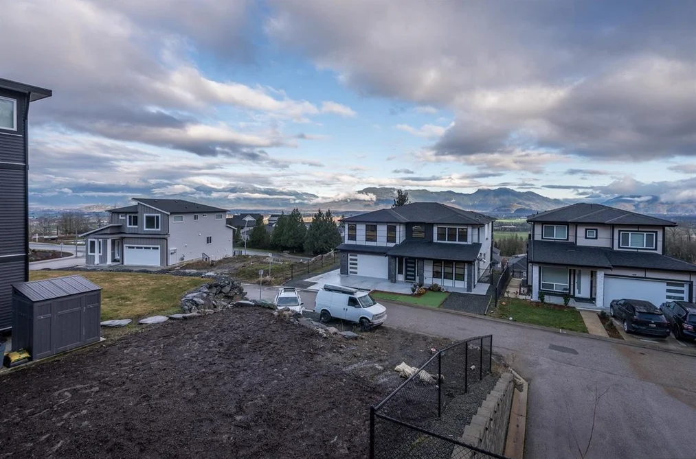 Surrey 51097 FARMERS WAY WAY, Chilliwack, BC — Residential for Sale — Photo 15 of 40