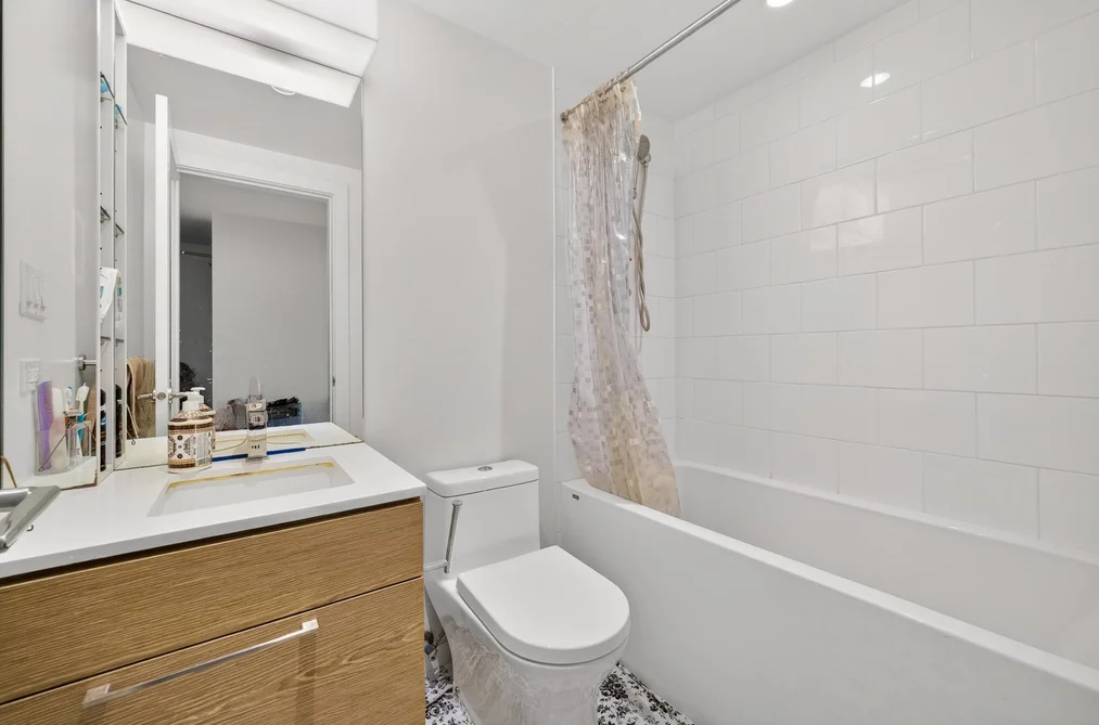 511 13438 CENTRAL AVENUE, Surrey BC V3T 0N2, Surrey BC — Residential for Sale — Photo 15 of 29