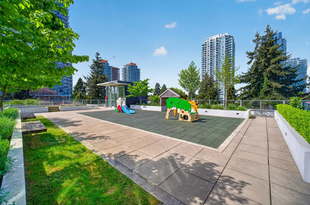 511 13438 CENTRAL AVENUE, Surrey BC V3T 0N2, Surrey BC — Residential for Sale — Photo 25 of 29