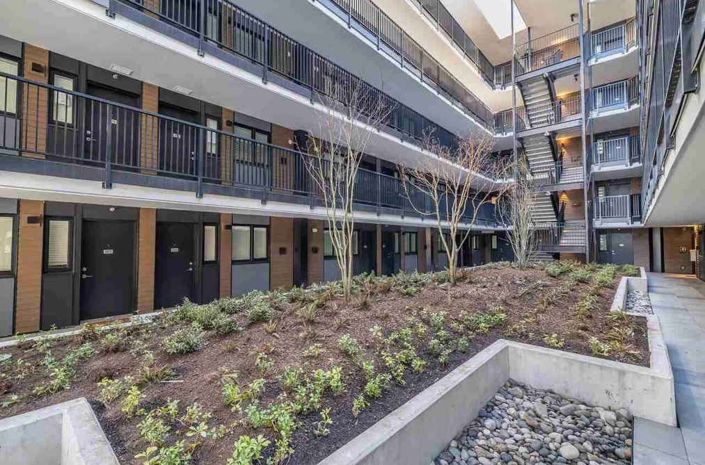 511 1365 PEMBERTON AVENUE, Squamish BC V8B 1B7, Squamish BC — Residential for Sale - Photo 4