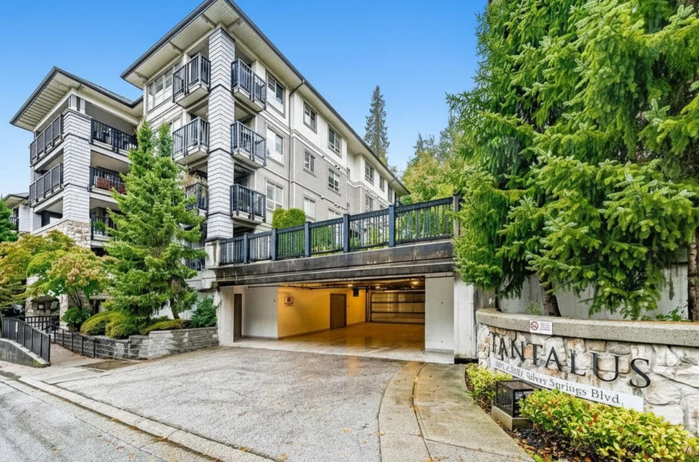 511 2951 SILVER SPRINGS BOULEVARD, Coquitlam BC V3E 3S4, Coquitlam BC — Residential for Sale - Photo 2