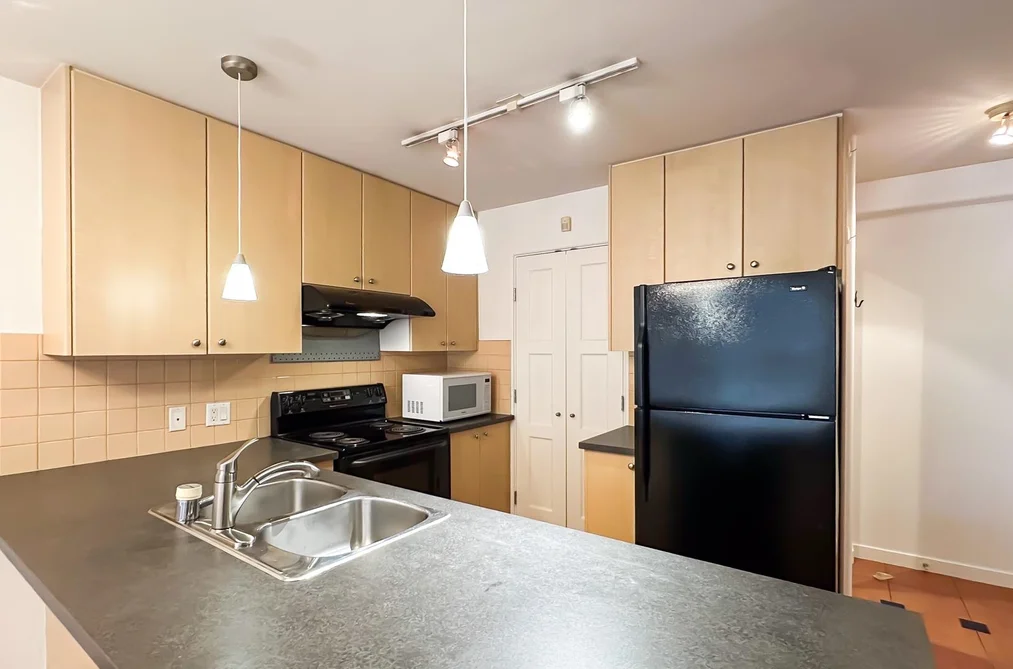511 819 HAMILTON STREET, Vancouver BC V6B 6M2, Vancouver BC — Residential for Sale - Photo 6