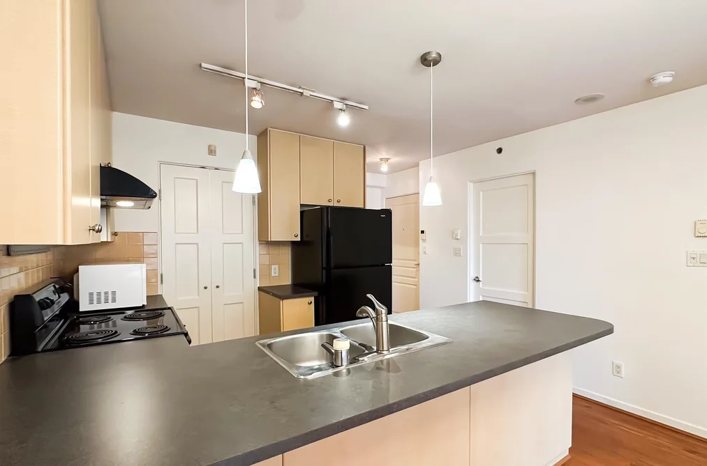 511 819 HAMILTON STREET, Vancouver BC V6B 6M2, Vancouver BC — Residential for Sale - Photo 7